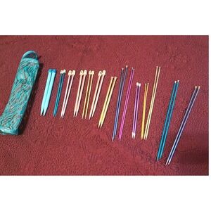 Vintage Knitting Needles Lot 14 Pairs Susan Bates Boye + Storage Case